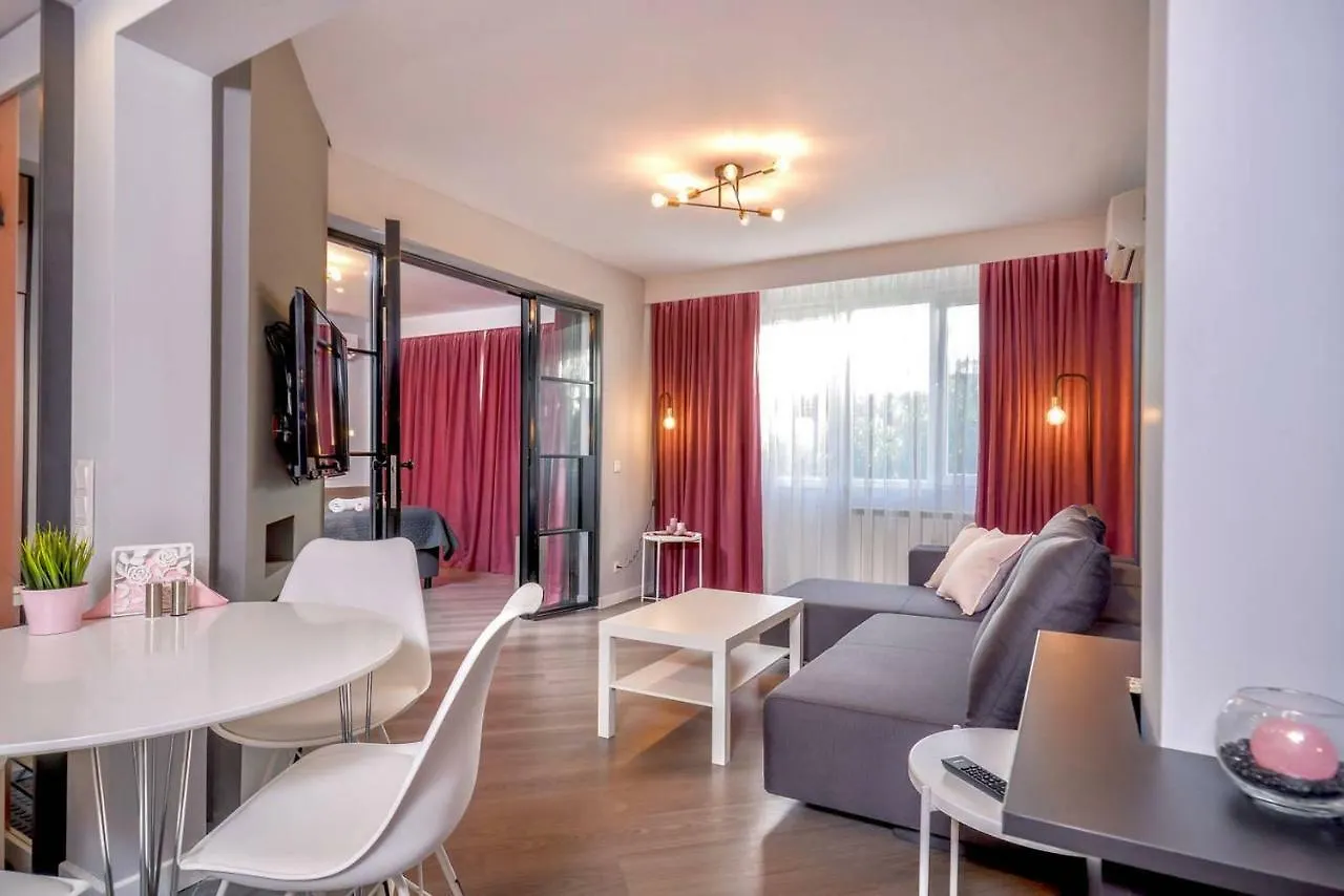 Rose One Bedroom Designer Apartment In City Centre By Flat Mаnager Sofya